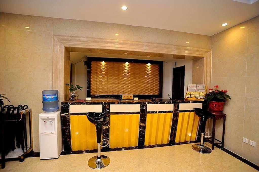 East Sacred Hotel Beijing Exterior foto