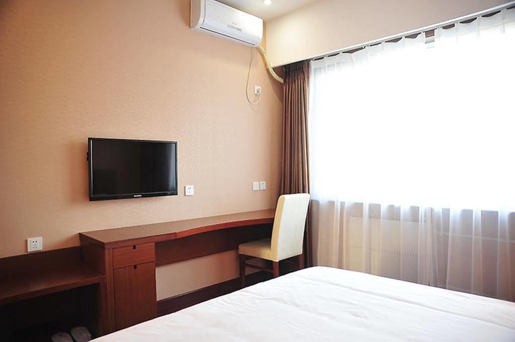 East Sacred Hotel Beijing Exterior foto